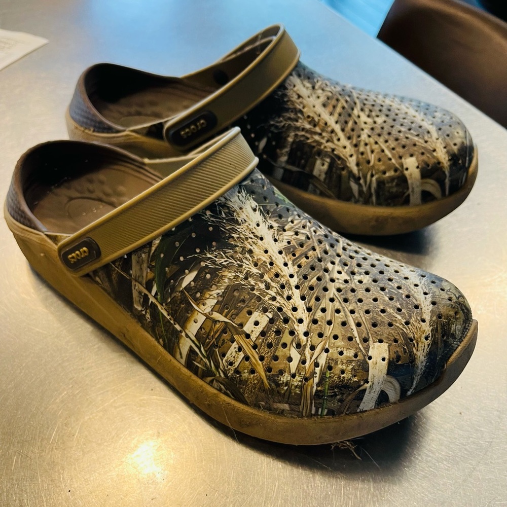 Men’s LiteRide Camo Crocs